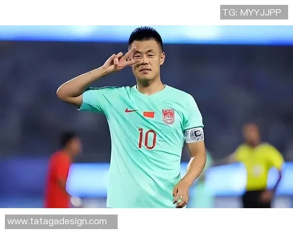 亚泰已降级到中甲，为何李申圆和谭龙仍是乐意据守留队，令人动容